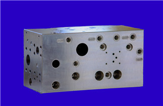 Bearbeitungsteile Kohlenstoffstahl Material CNC, hydraulischer Regelventilblock