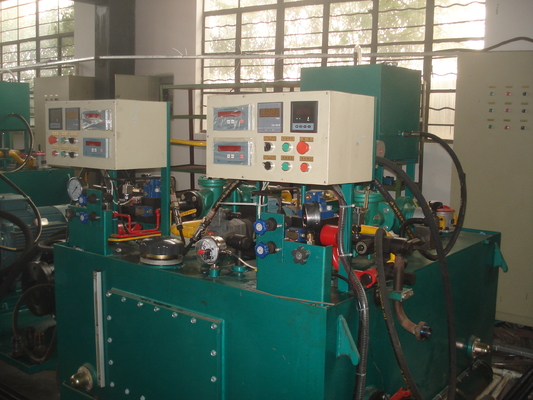 Engineering-Hydraulische Pumpen-Systemen für Industrie Computer